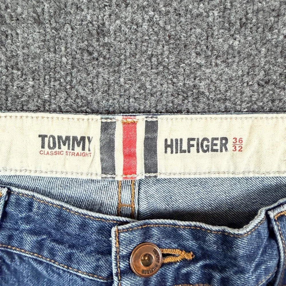 Tommy Hilfiger Jeans Mens 37X31 Blue Denim Classic Straight‎ Leg Mid Rise Cotton